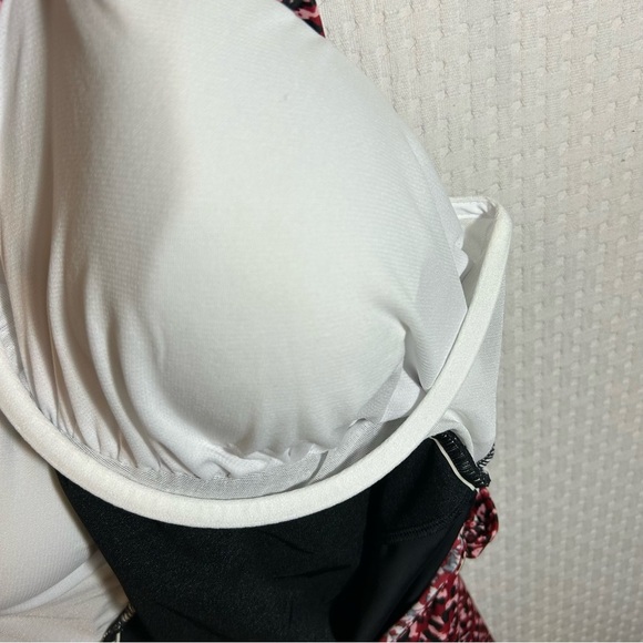 NEW Penbrooke Plus Sz 22W Swimsuit Split Dress One Piece Red Black Tummy Control - Picture 13 of 13